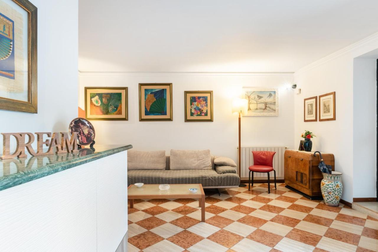 Via Etnea Cozy Apartment With Balcony Κατάνια Εξωτερικό φωτογραφία